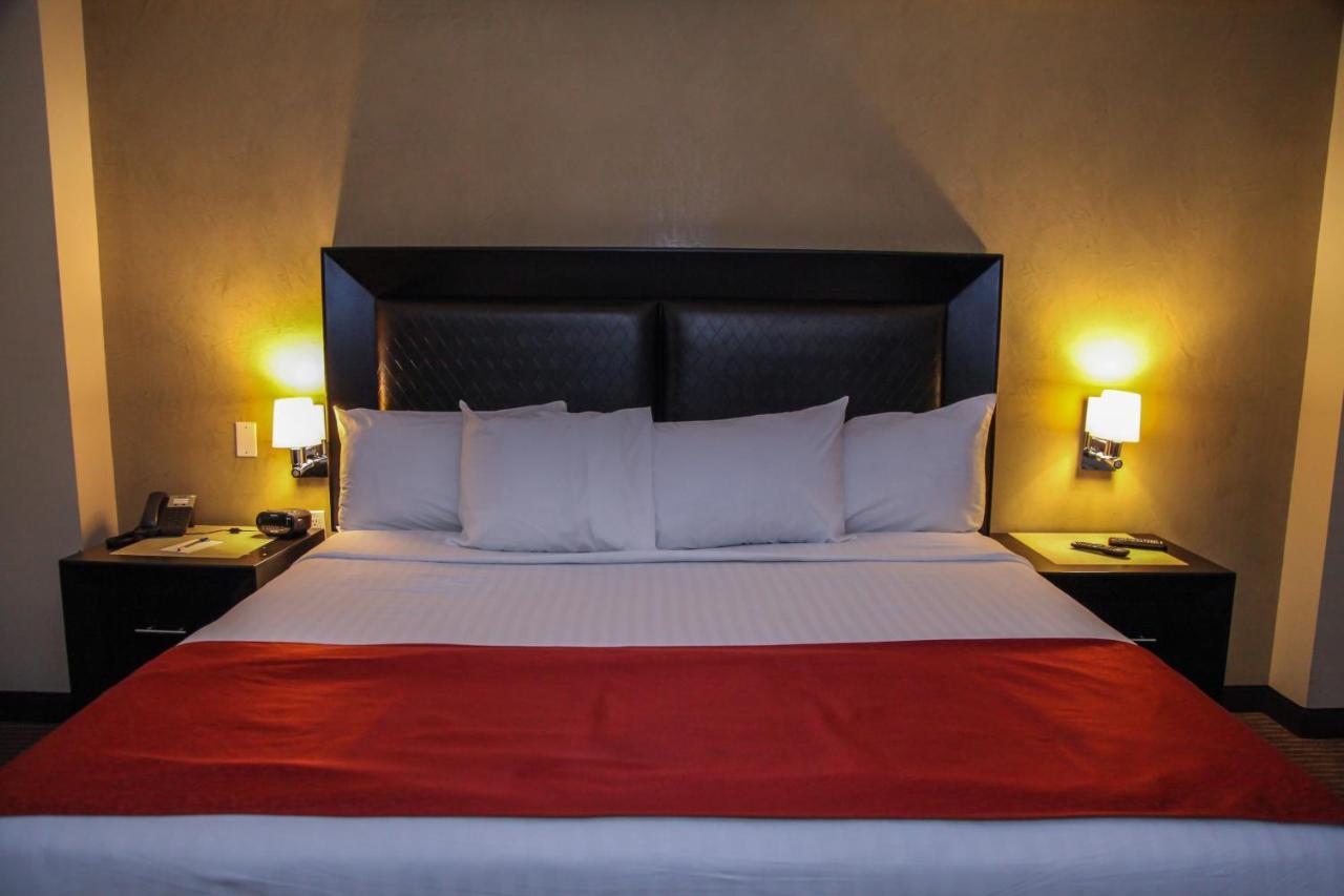Best Western Plus La Mina Parral Eksteriør bilde