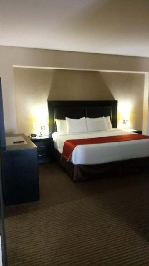 Best Western Plus La Mina Parral Eksteriør bilde