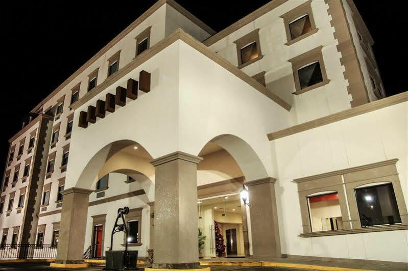 Best Western Plus La Mina Parral Eksteriør bilde